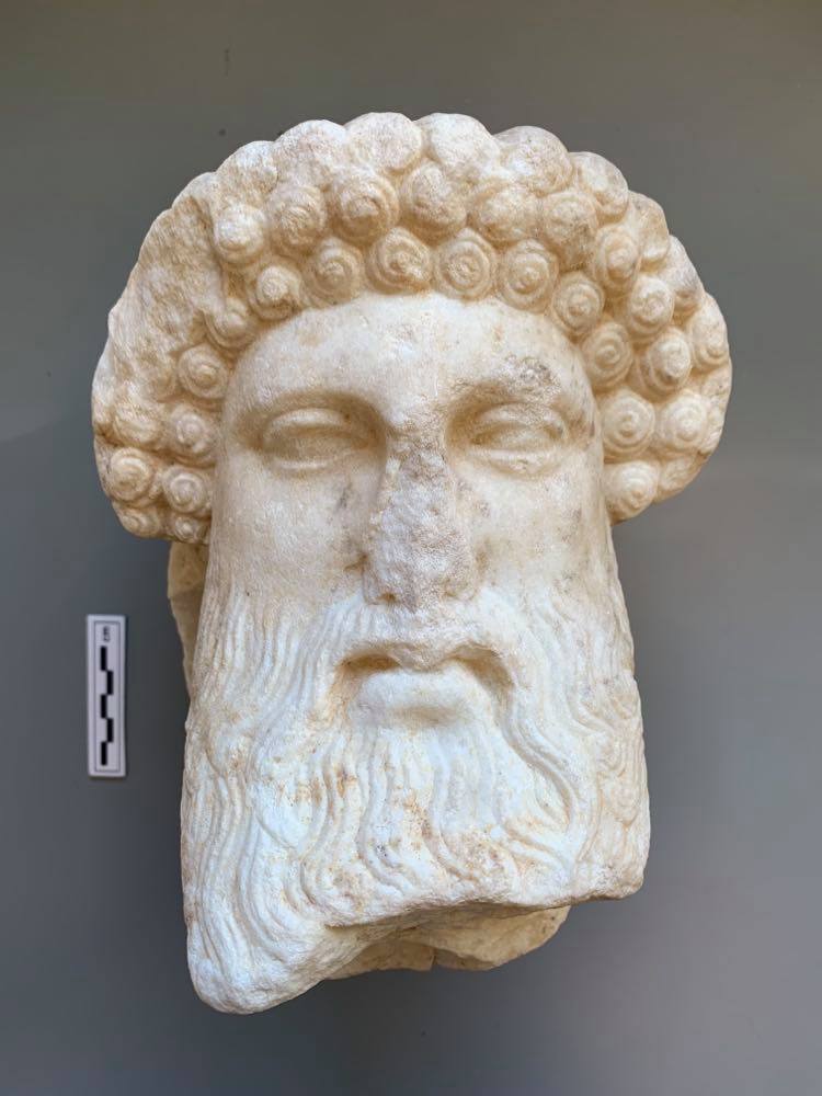 Ερμαϊκή κεφαλή αποκαλύφθηκε στην οδό Αιόλου